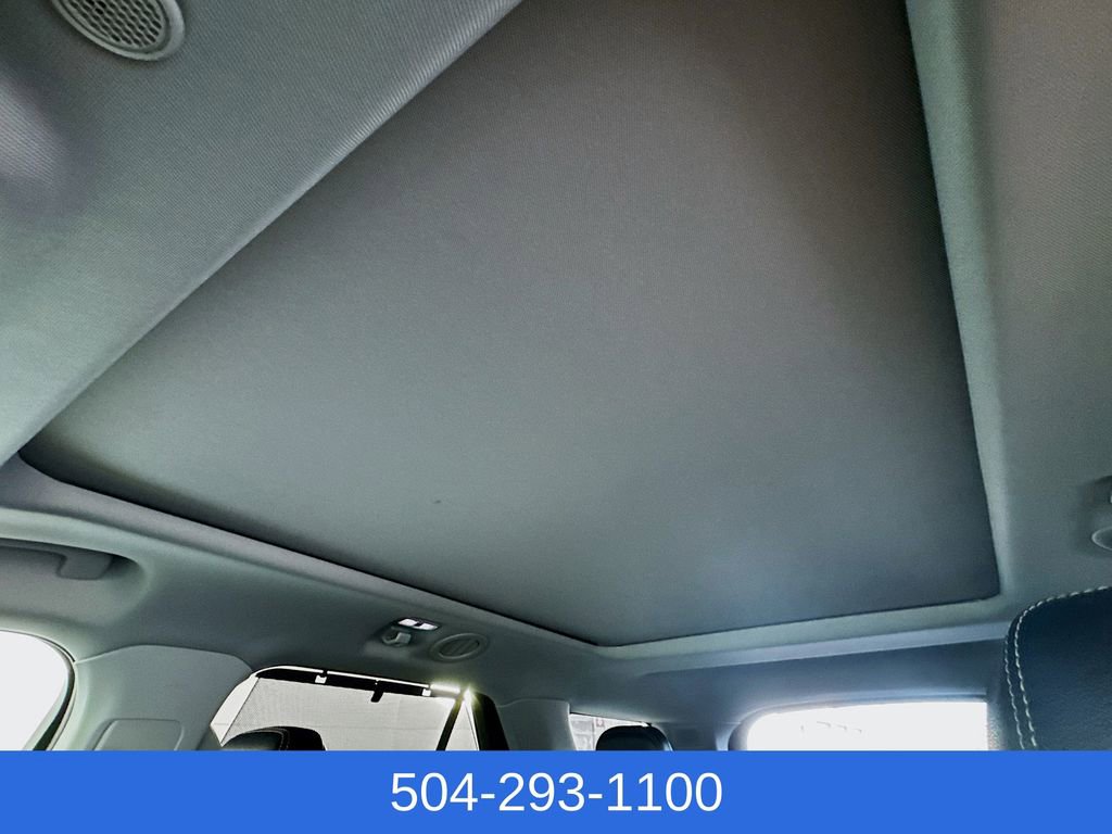 Used 2021 Ford Explorer Limited w/ Equipment Group 301A image 23