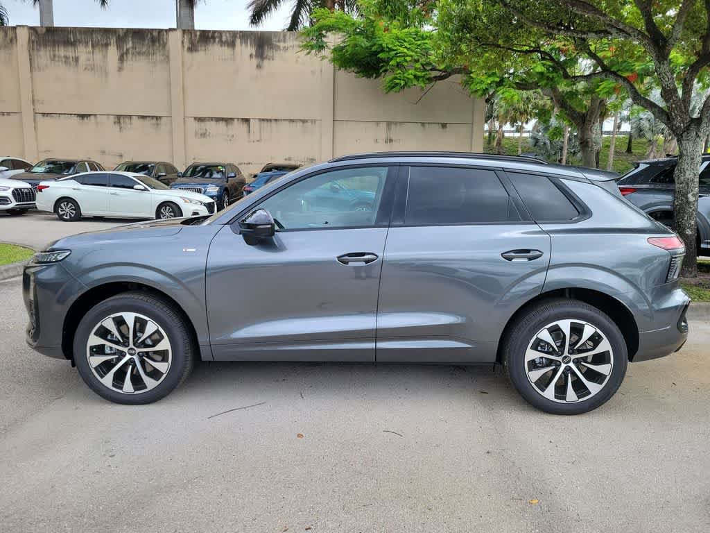 New 2026 Audi Q3 quattro 2.0T AWD/4WD image 5