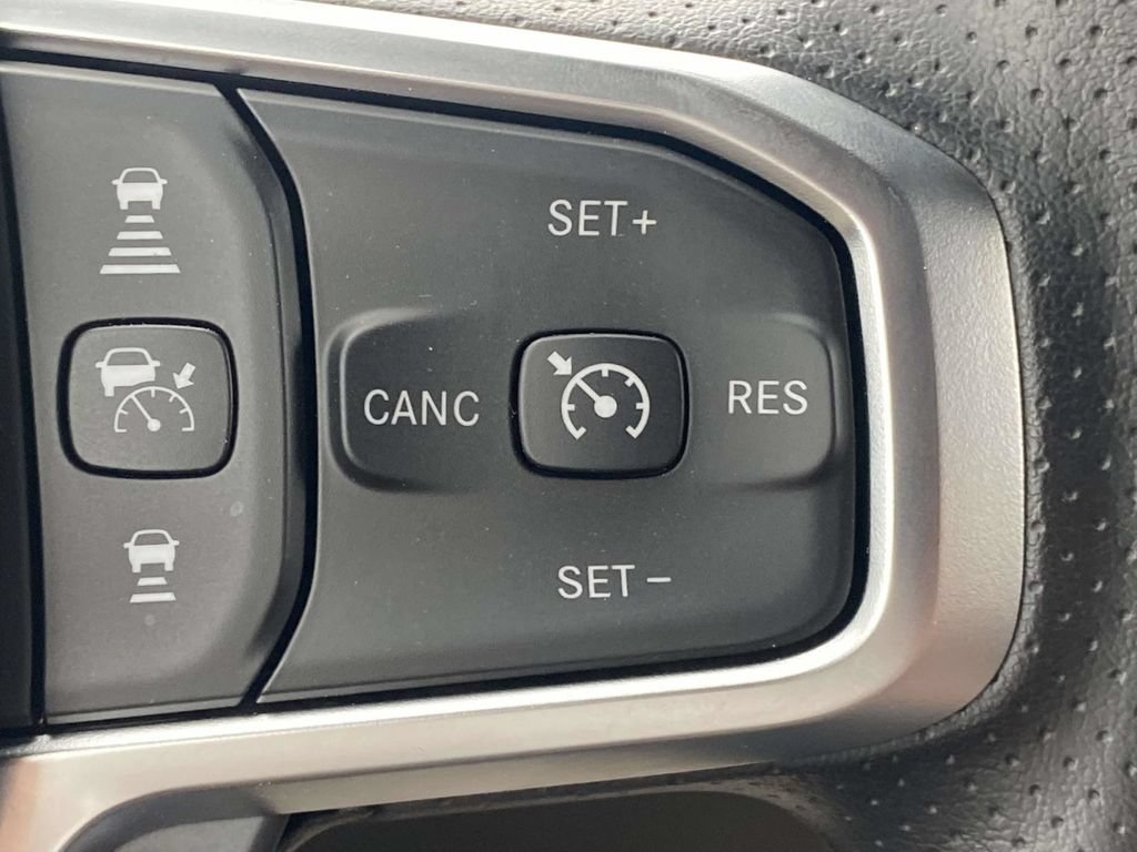 New 2026 RAM 1500 Express AWD/4WD image 26