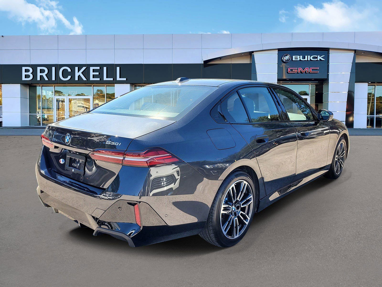 Used 2025 BMW 530i image 3