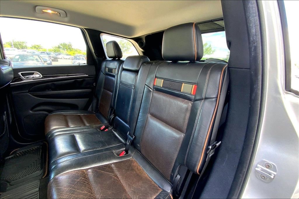 Used 2011 Jeep Grand Cherokee 70th Anniversary RWD image 23