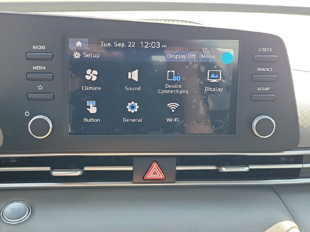 New 2026 Hyundai Elantra Sport FWD image 11