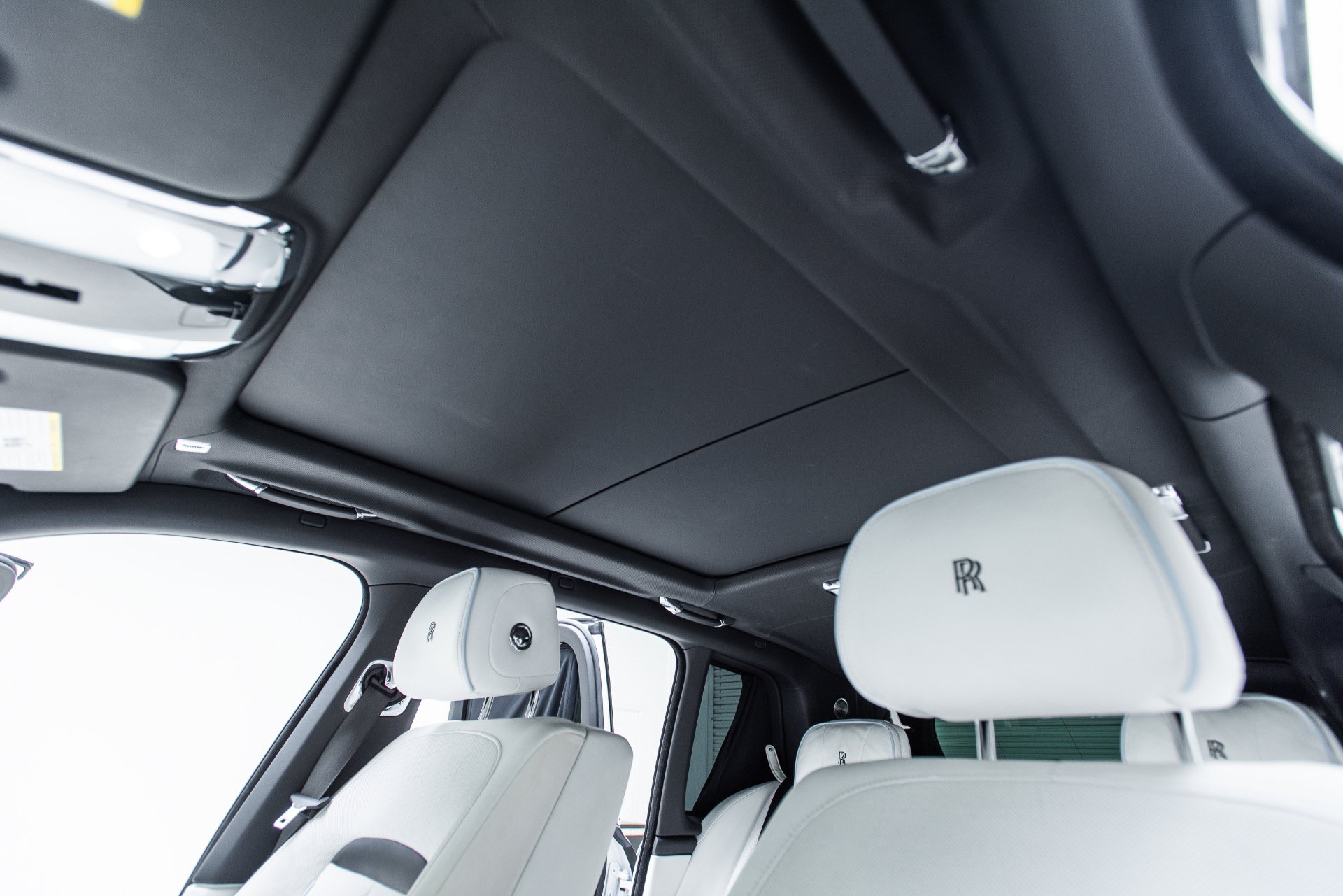 Used 2019 Rolls-Royce Cullinan AWD/4WD image 25