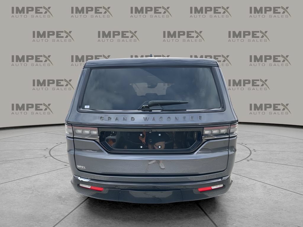 Used 2025 Jeep Grand Wagoneer L Series III w/ Rear Seat Video Group 1 AWD/4WD image 4