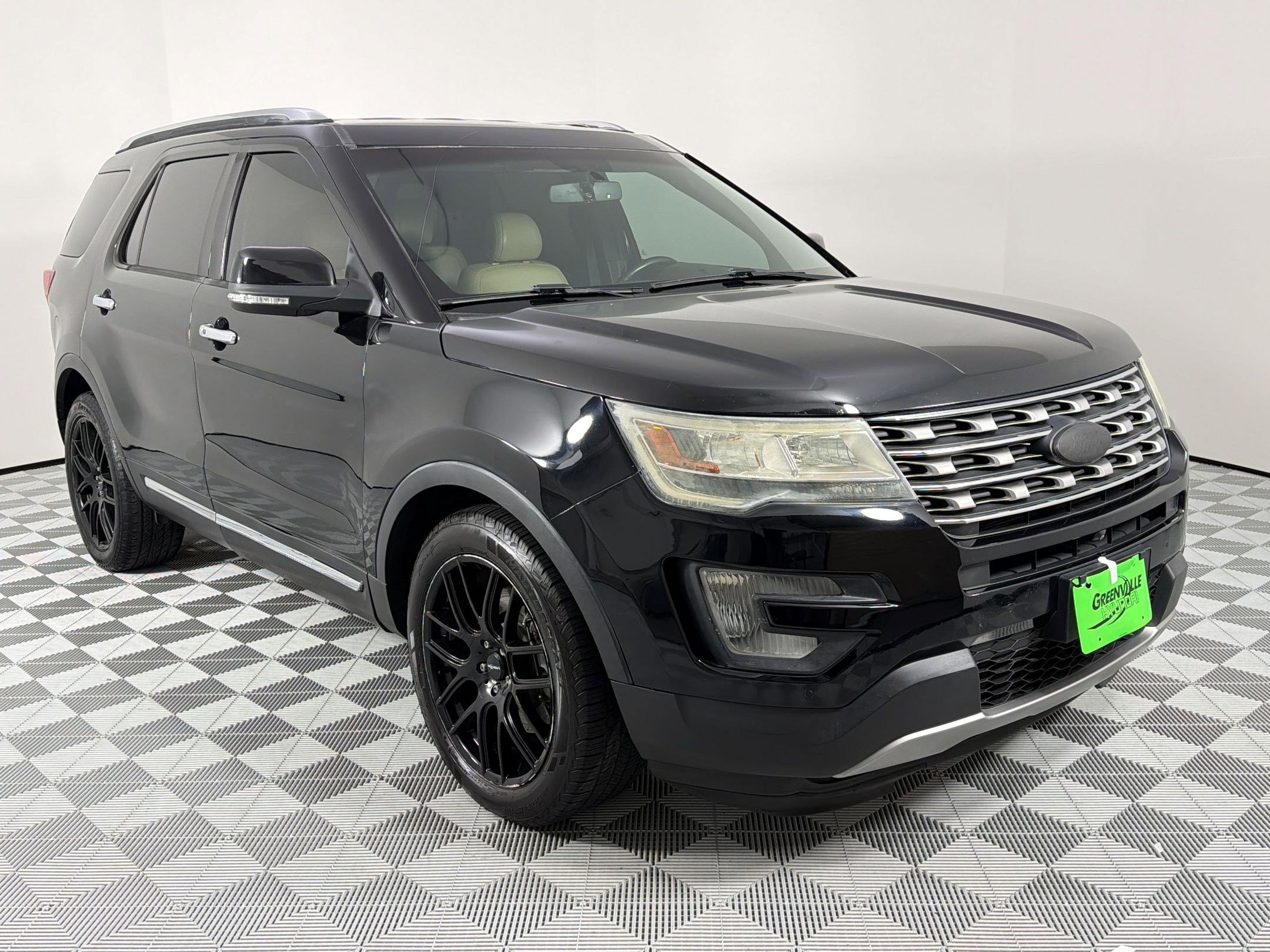 Used 2016 Ford Explorer Limited image 7
