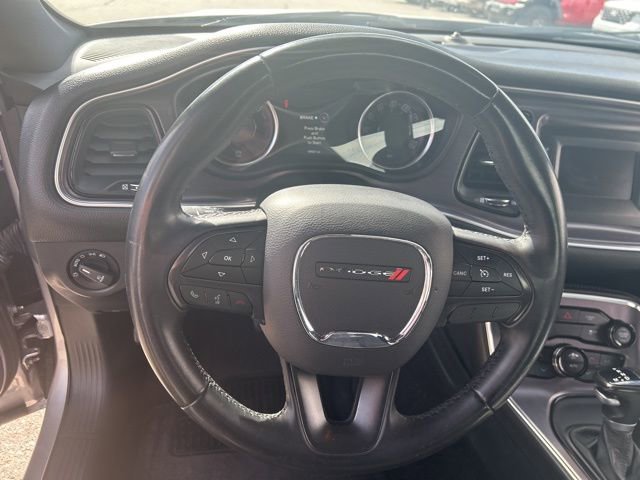 Used 2017 Dodge Challenger R/T image 15