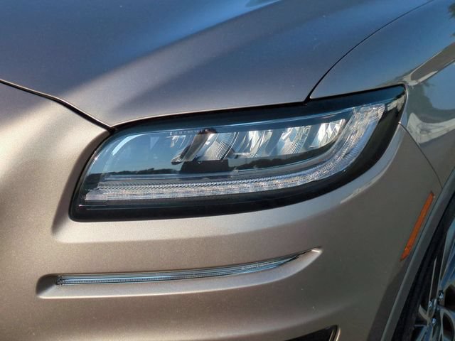 Used 2020 Lincoln Nautilus Reserve w/ Equipment Group 201A FWD image 9