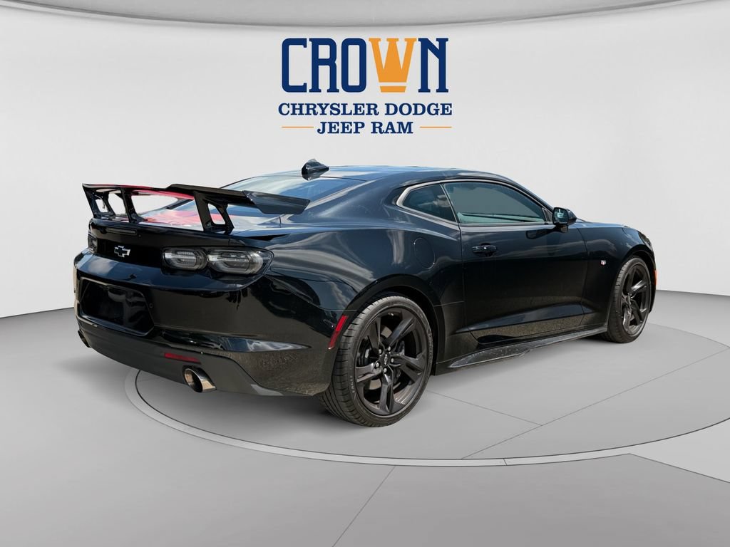 Used 2024 Chevrolet Camaro SS RWD image 3