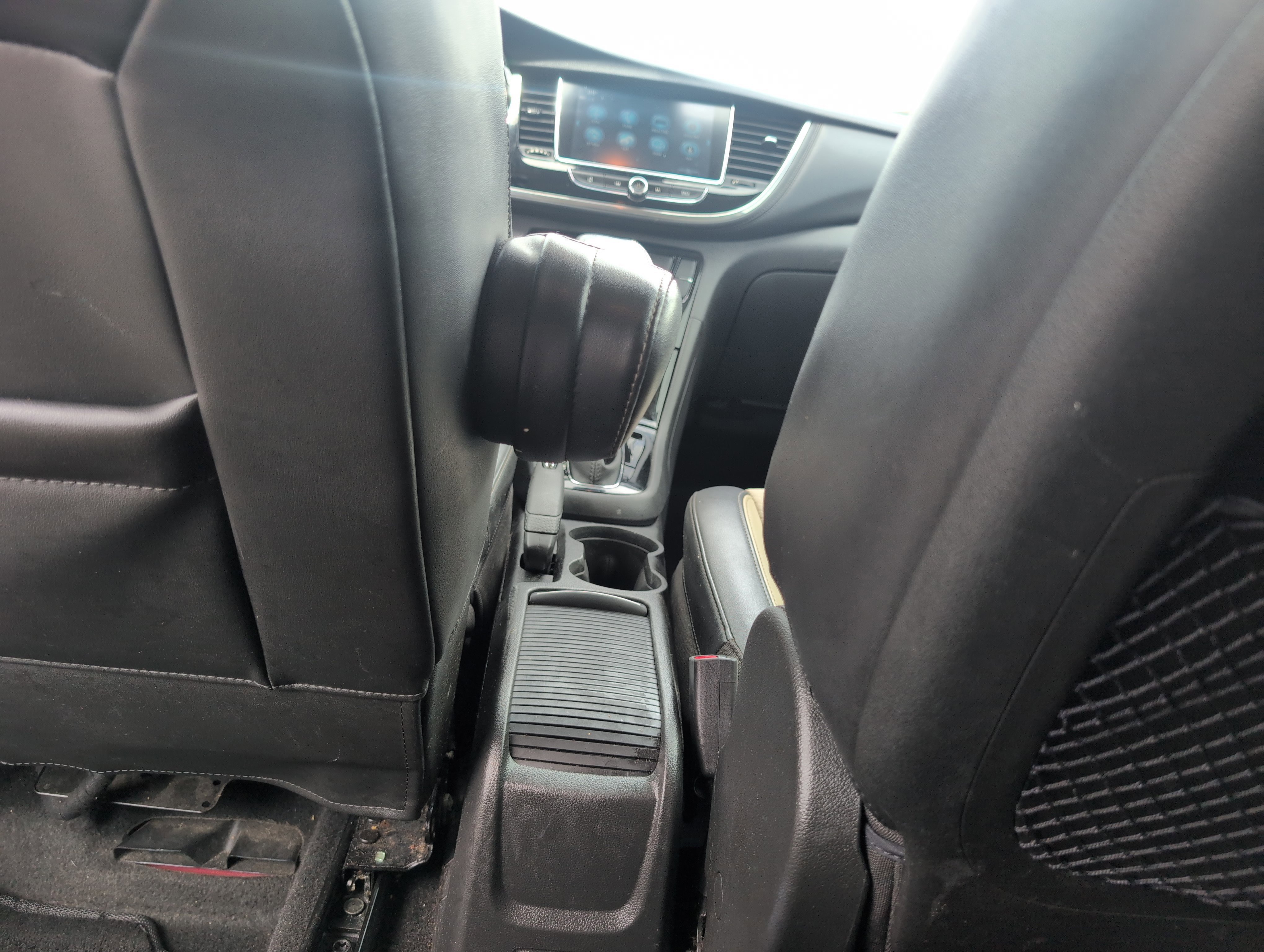 Used 2019 Buick Encore Preferred FWD image 29