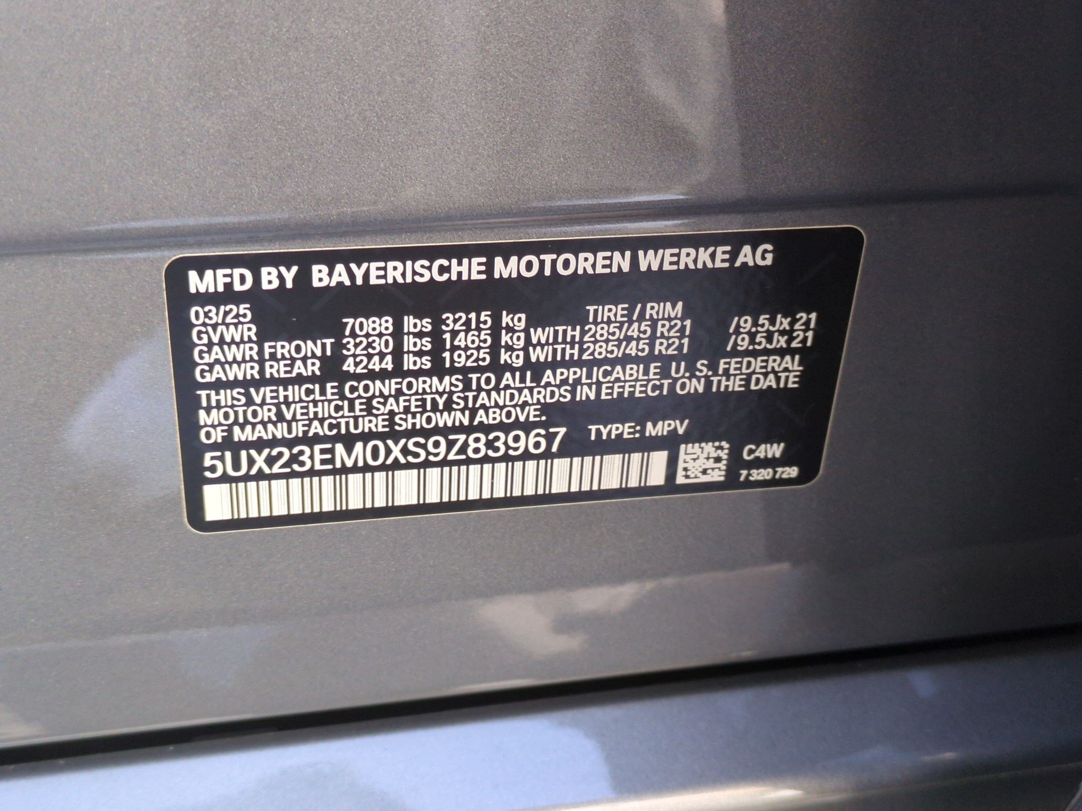 Used 2025 BMW X7 xDrive40i w/ Executive Package AWD/4WD image 39