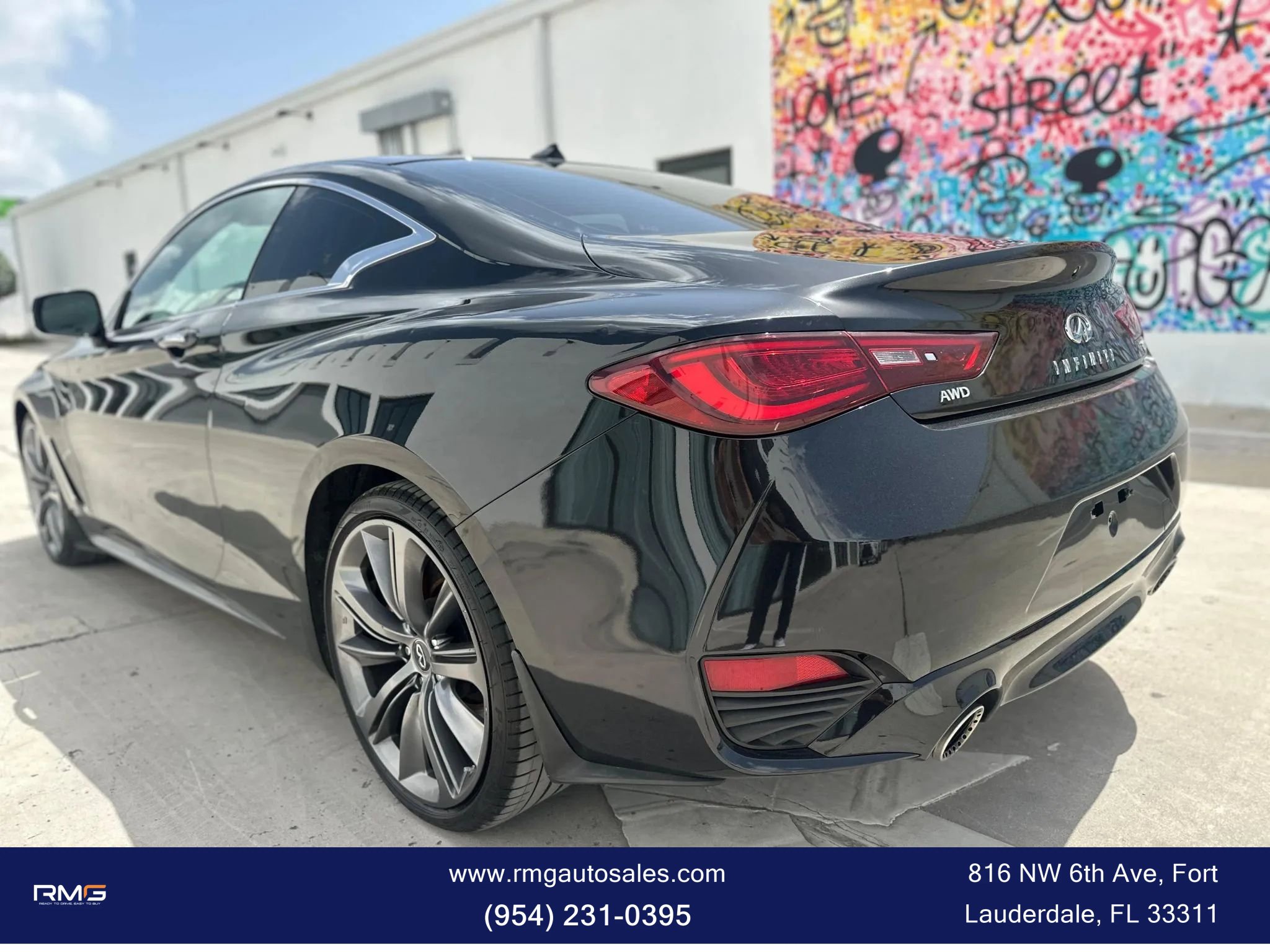 Used 2019 INFINITI Q60 Red Sport 400 w/ Cargo Package AWD/4WD image 9