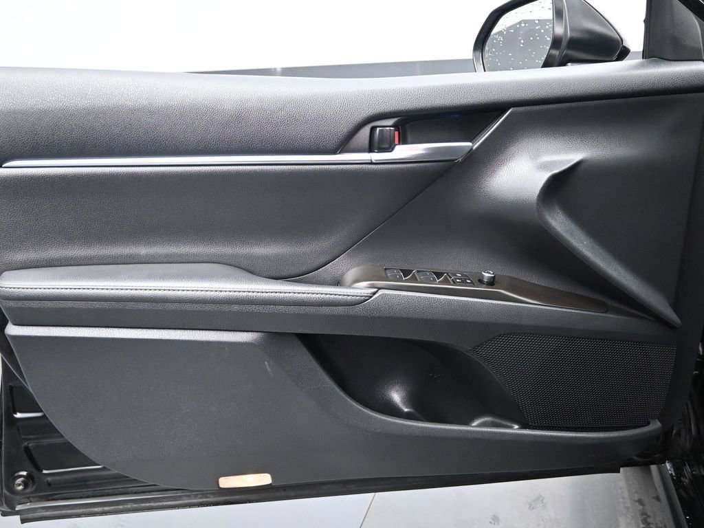 Used 2024 Toyota Camry XSE image 25