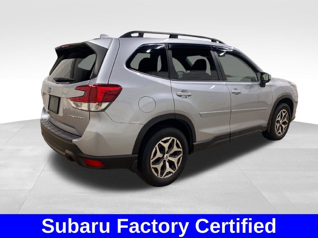 Certified 2023 Subaru Forester Premium AWD/4WD image 4