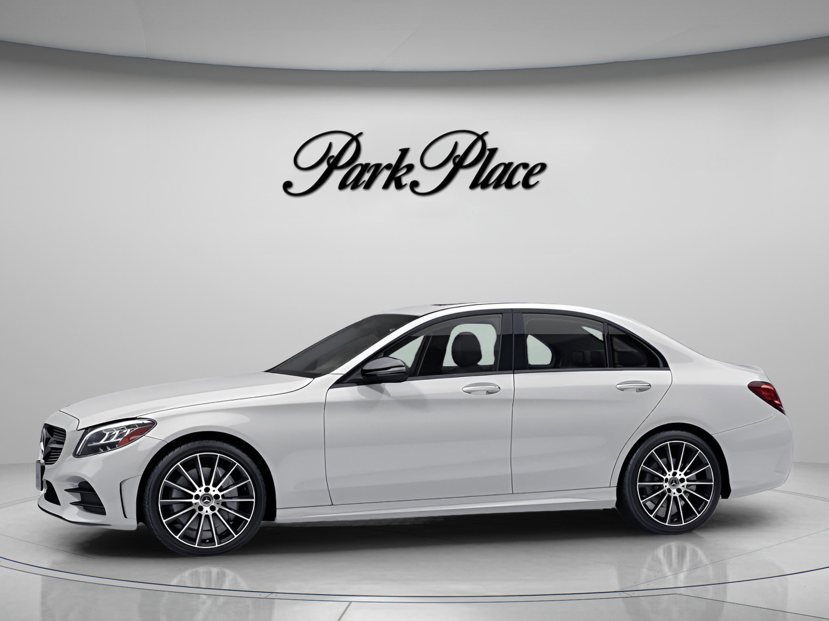 Used 2019 Mercedes-Benz C 300 Sedan image 4