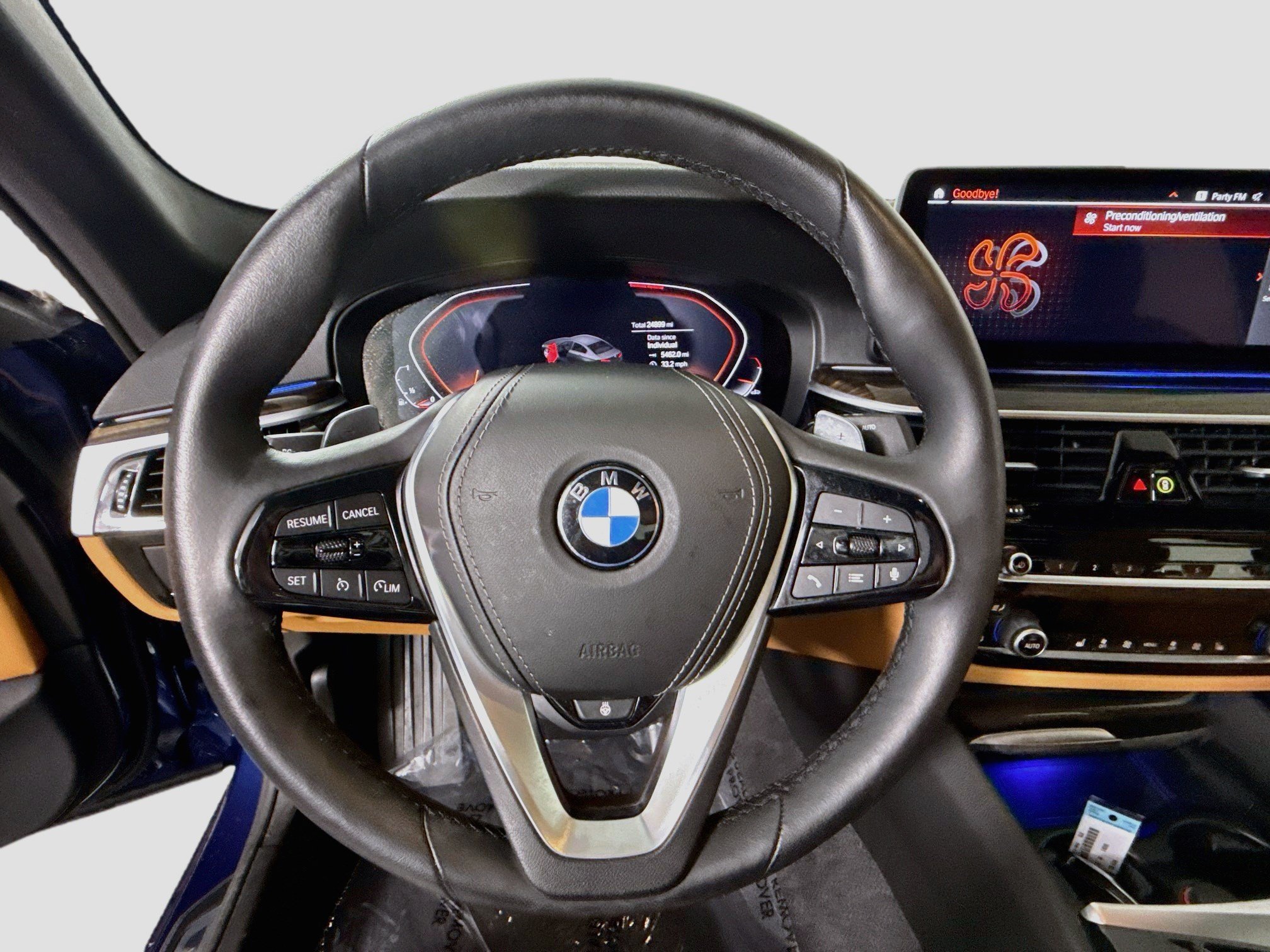 Used 2023 BMW 530i w/ Premium Package RWD image 13