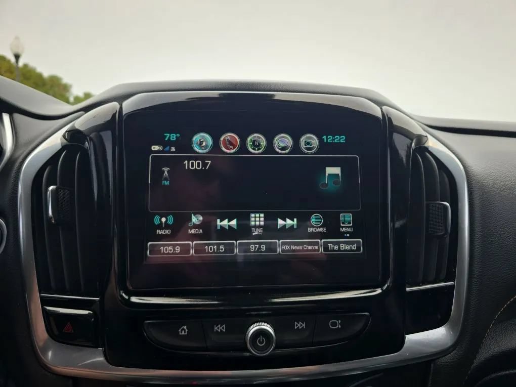 Used 2019 Chevrolet Traverse LT w/ LT Premium Package AWD/4WD image 27