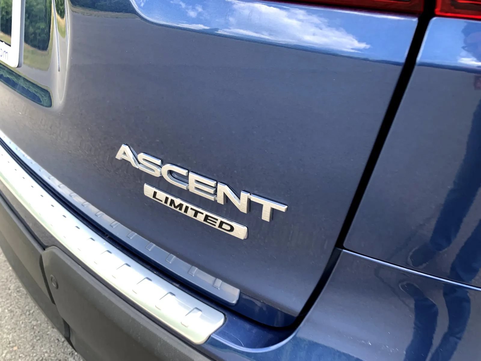Used 2020 Subaru Ascent Limited w/ Technology Package AWD/4WD image 11