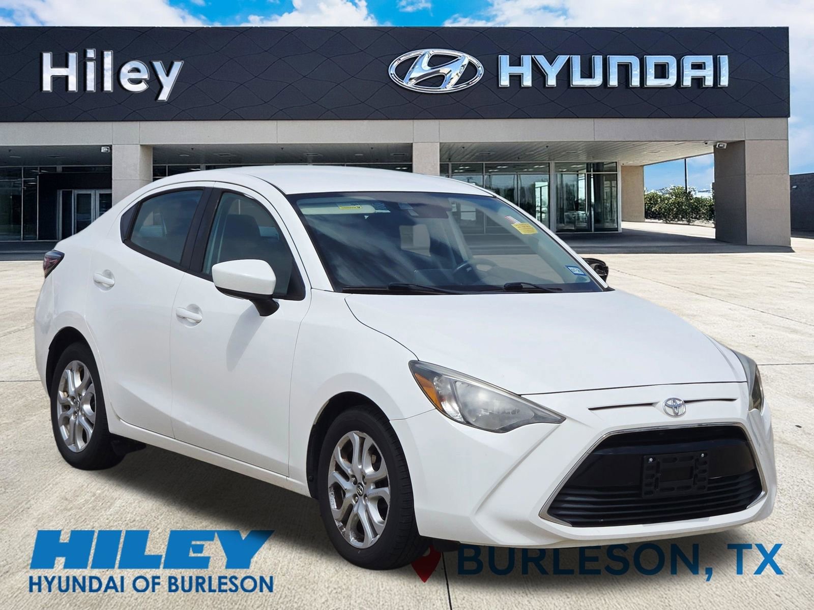Used 2017 Toyota Yaris iA FWD image 1