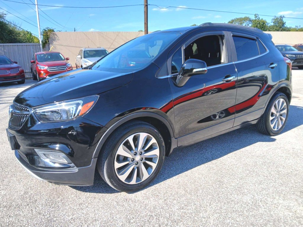 Used 2018 Buick Encore Sport Touring image 3