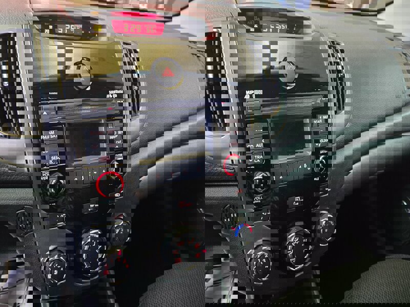 Used 2012 Kia Forte Koup SX image 16