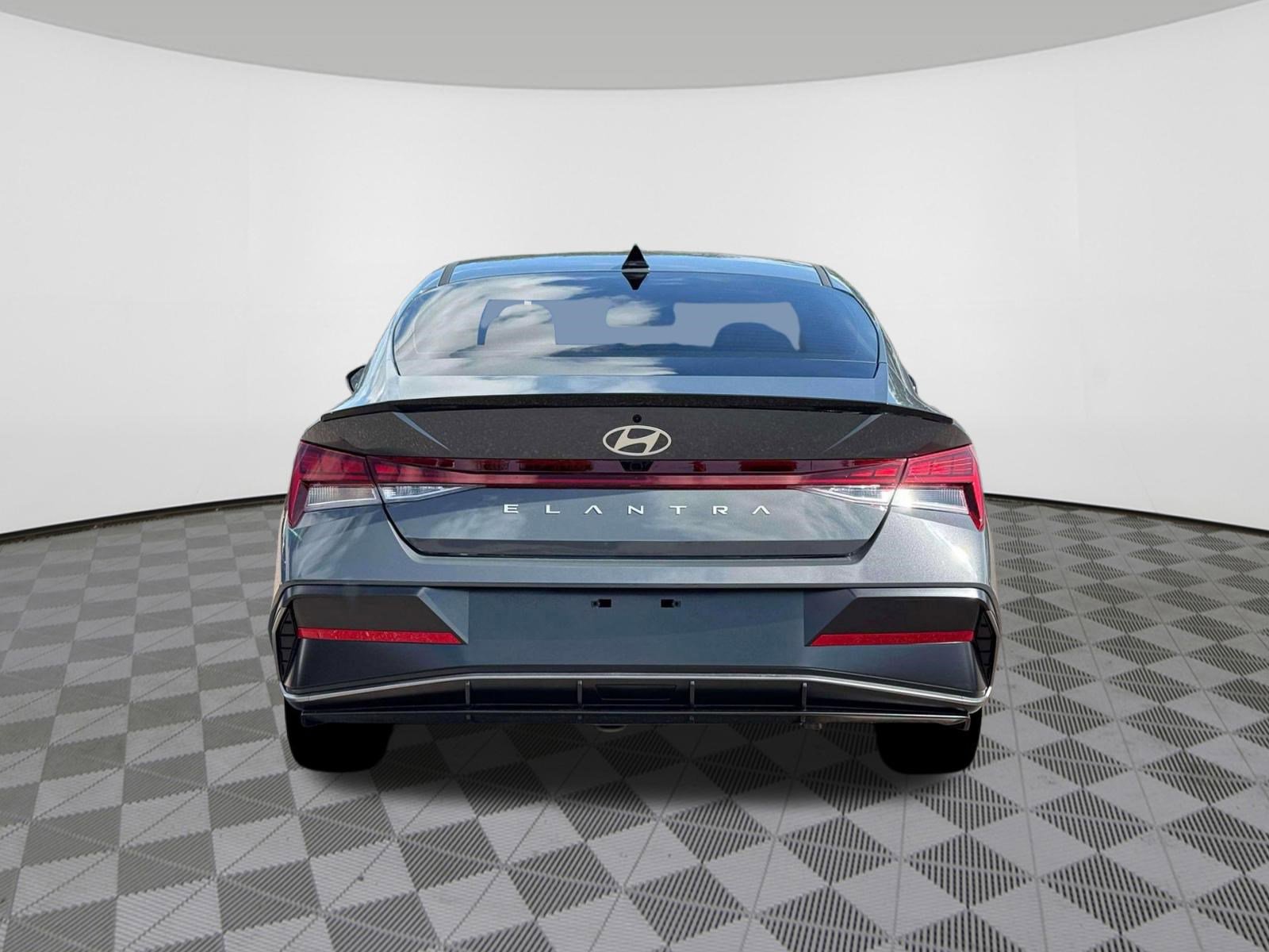 New 2026 Hyundai Elantra SEL Sport Premium FWD image 6