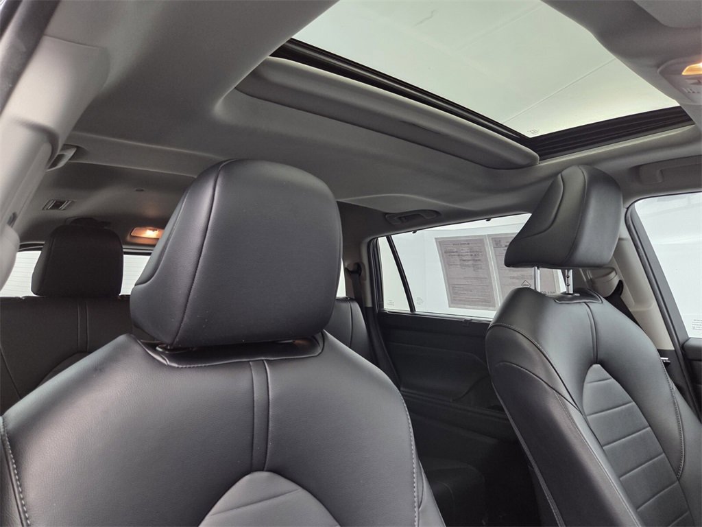 Used 2022 Toyota Highlander XLE image 15