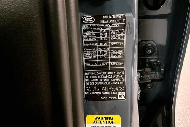Certified 2026 Land Rover Range Rover Evoque Dynamic SE AWD/4WD image 34