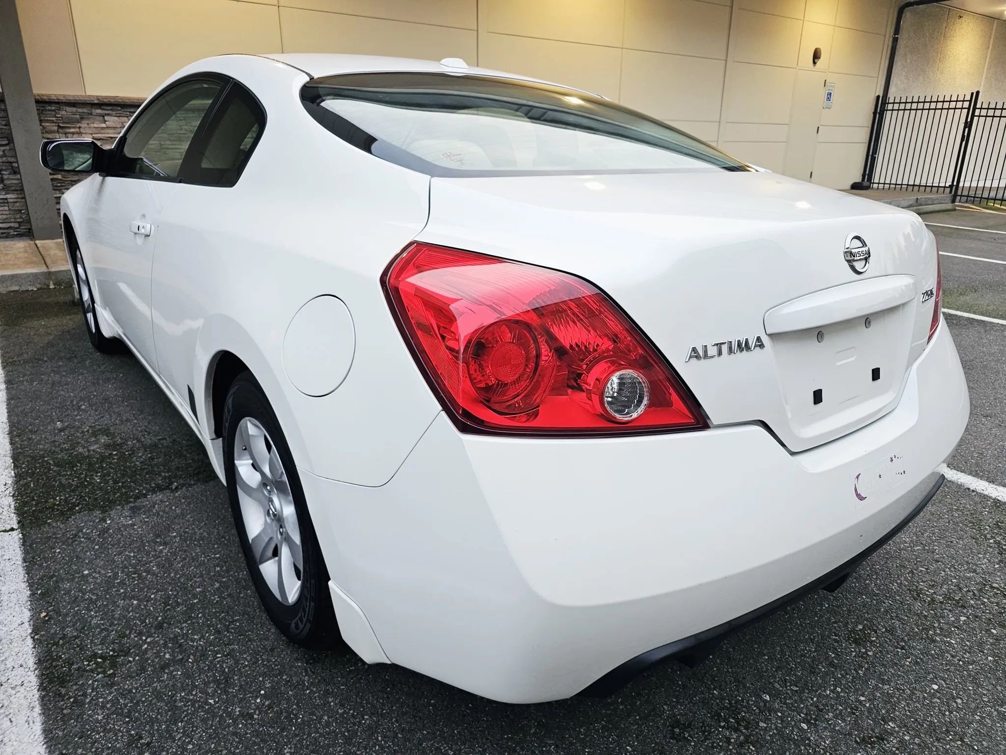 Used 2008 Nissan Altima 2.5 S w/ Premium Pkg image 3