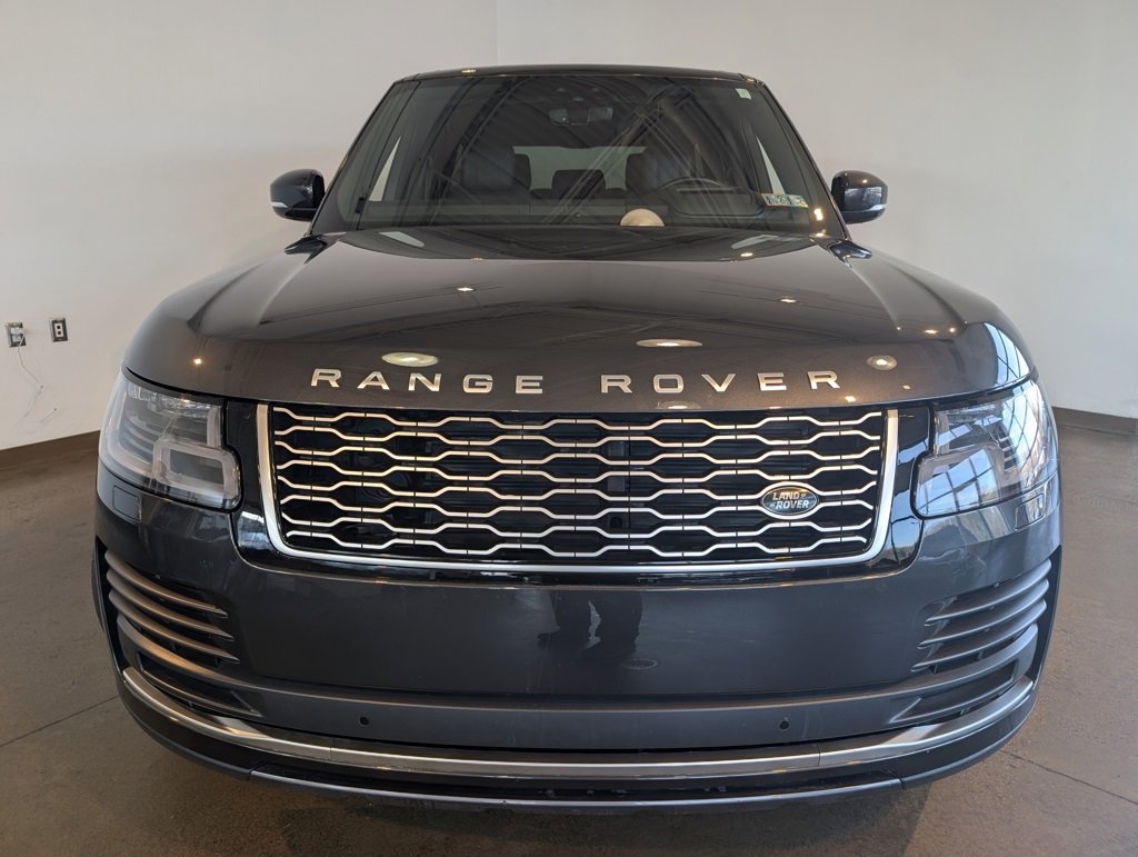 Used 2020 Land Rover Range Rover HSE image 2