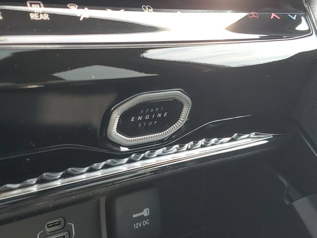 New 2026 Jeep Grand Cherokee Limited w/ Limited Altitude Package AWD/4WD image 25