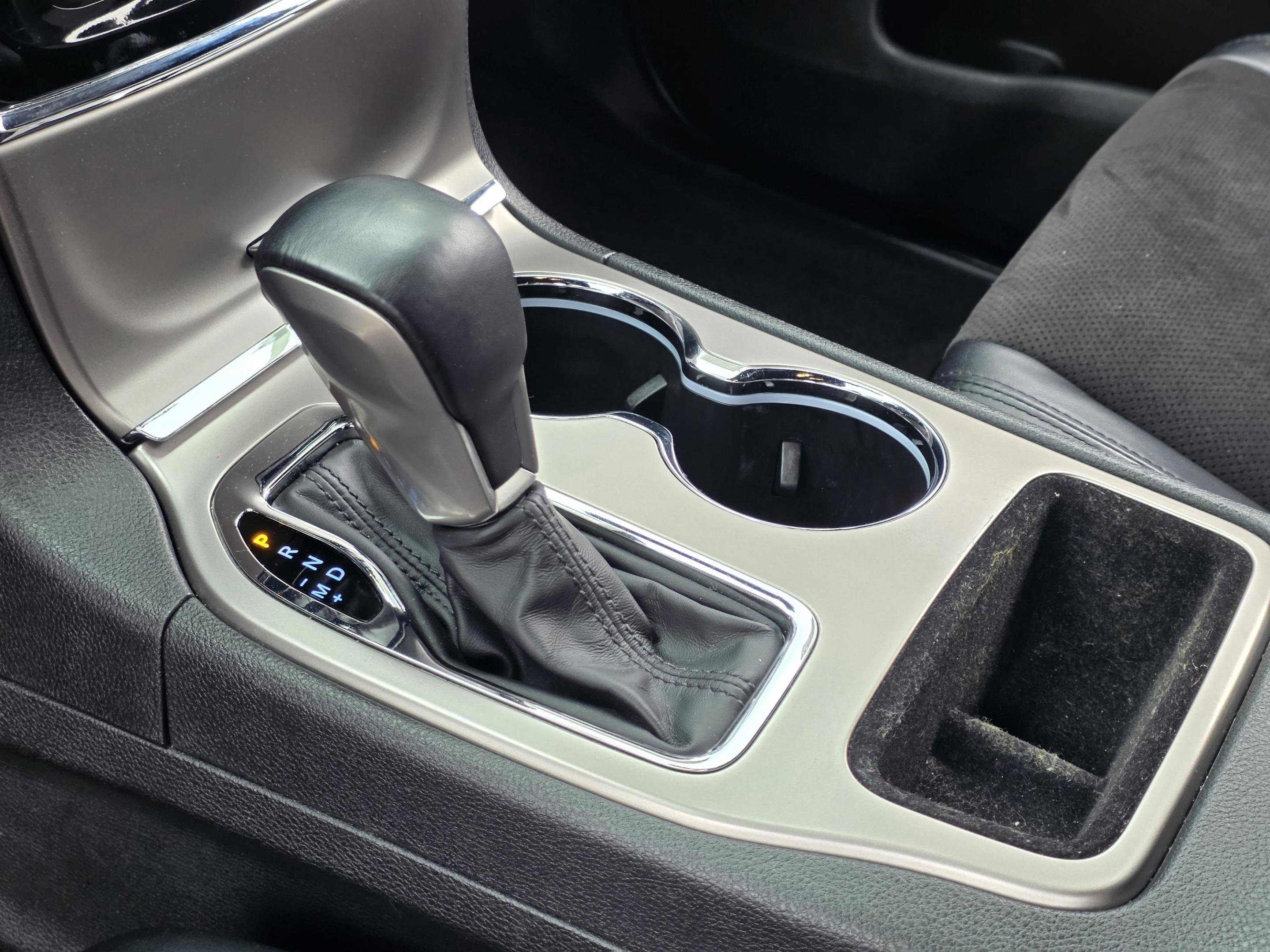 Used 2021 Jeep Grand Cherokee Laredo X image 17