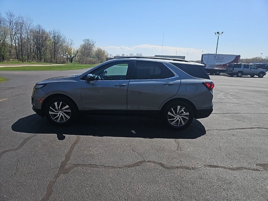 Used 2023 Chevrolet Equinox LT FWD image 4