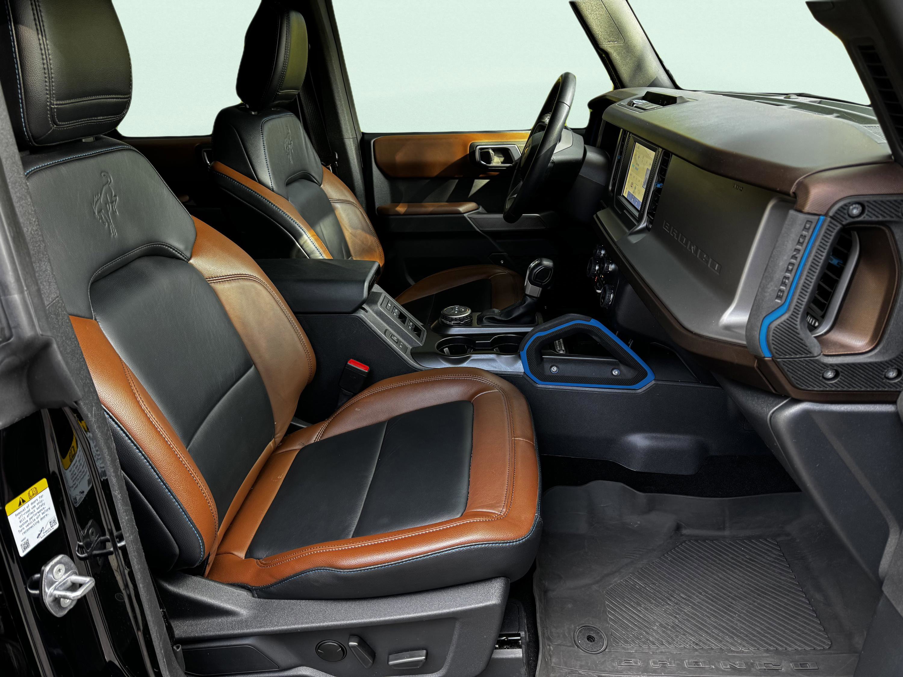 Used 2023 Ford Bronco Outer Banks image 27