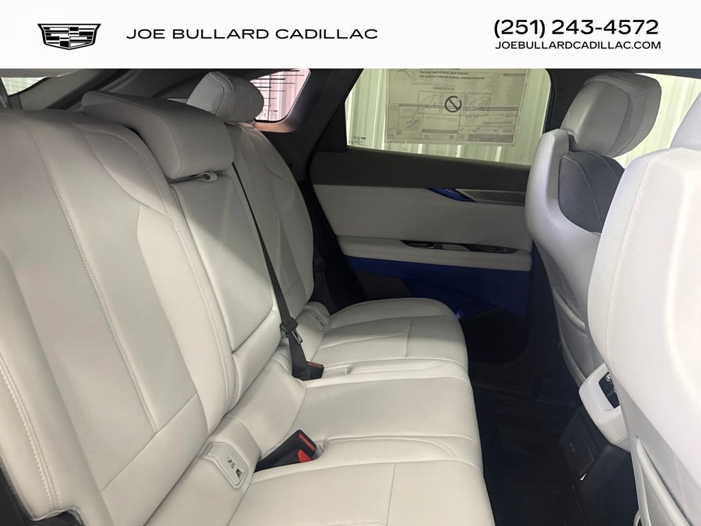 New 2026 Cadillac Optiq Luxury 1 w/ LPO, Floor Liner Package RWD image 20
