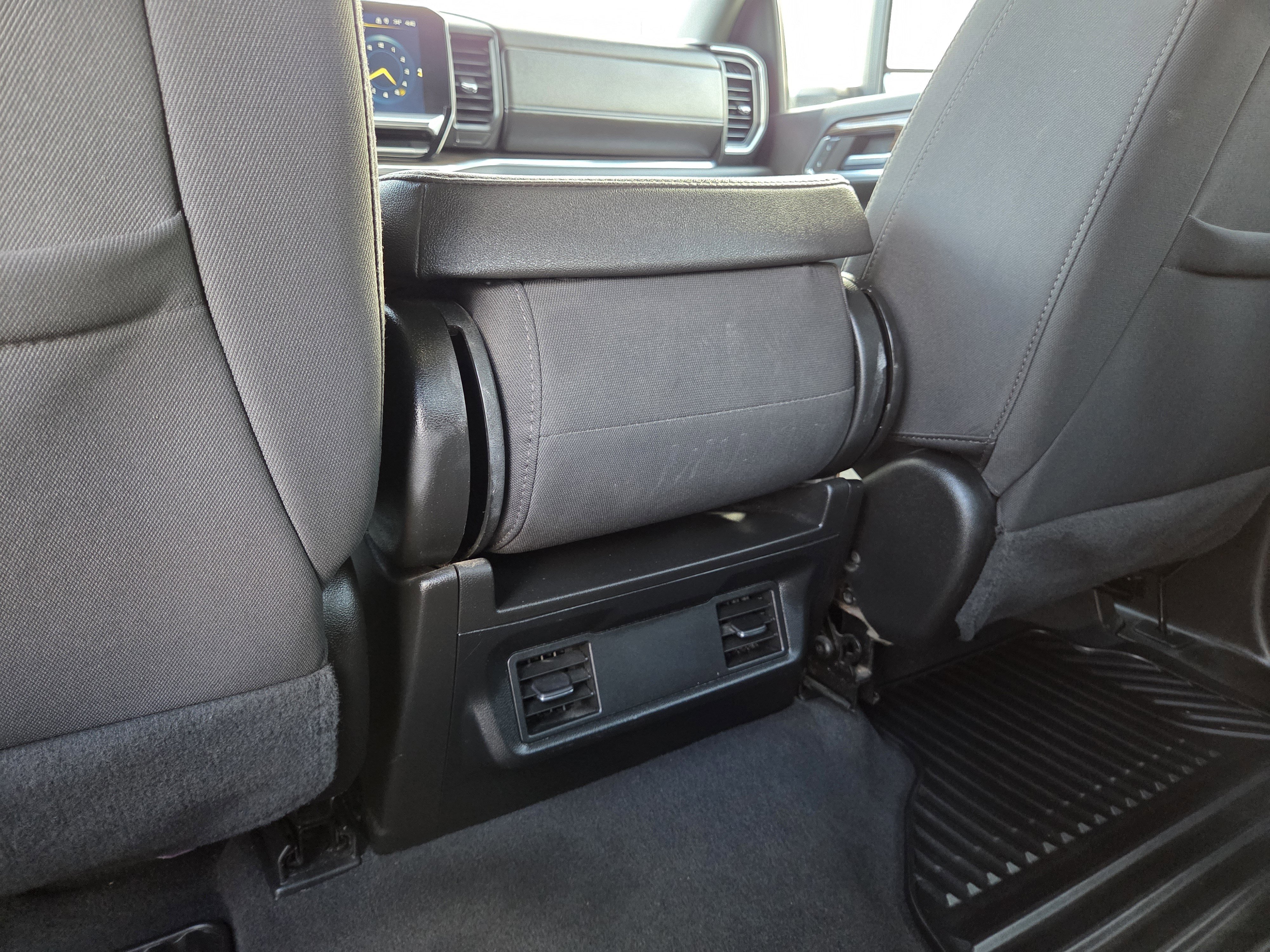 Used 2024 Chevrolet Silverado 2500 LT image 21