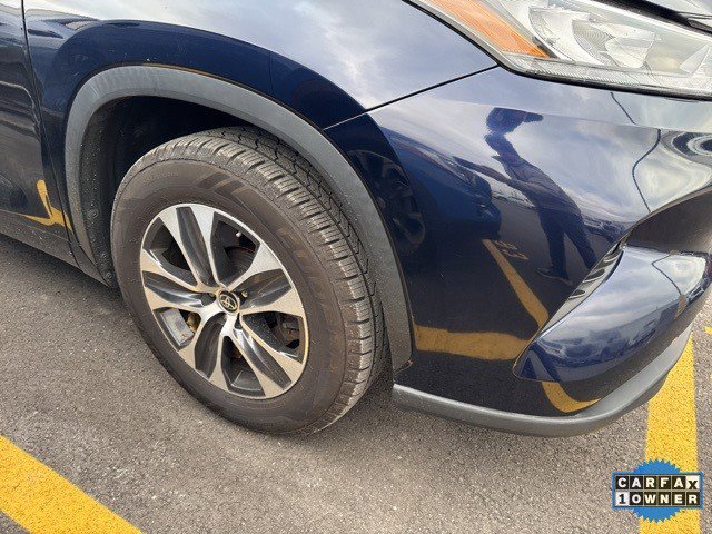 Used 2020 Toyota Highlander XLE image 5