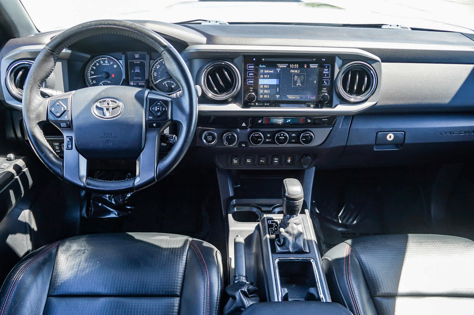 Certified 2017 Toyota Tacoma TRD Pro AWD/4WD image 13