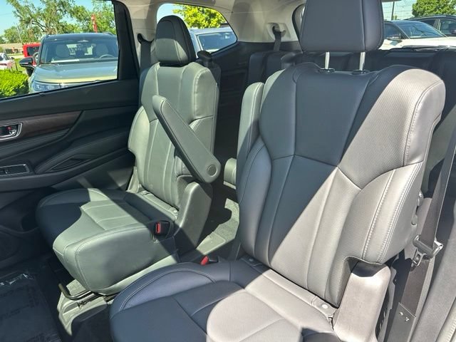Used 2025 Subaru Ascent Touring AWD/4WD image 34