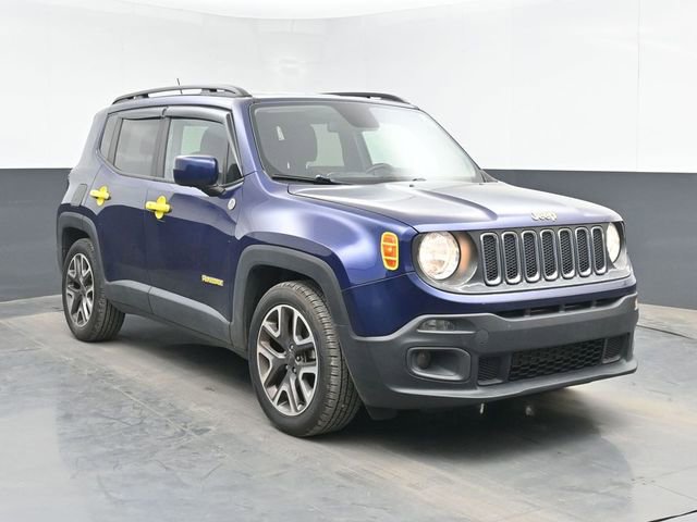 Used 2017 Jeep Renegade Latitude w/ Popular Equipment Group FWD image 2