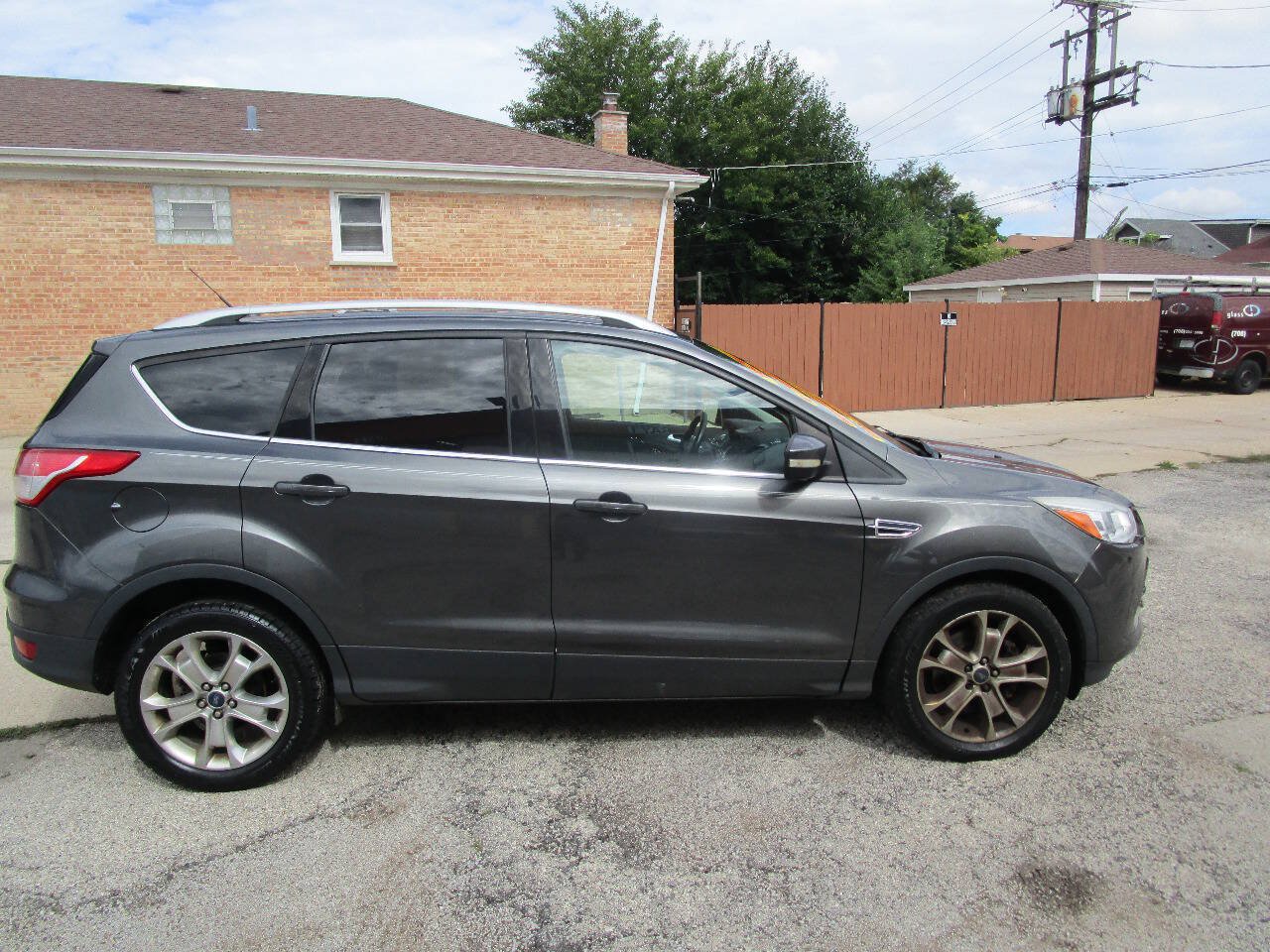 Used 2015 Ford Escape Titanium AWD/4WD image 3