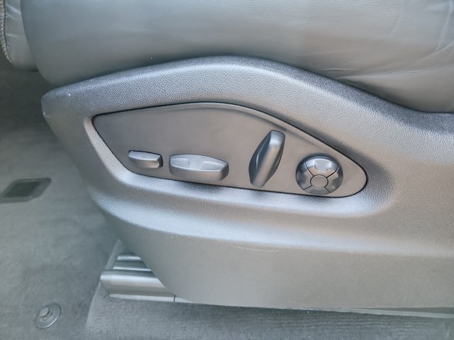 Used 2023 Porsche Cayenne AWD/4WD image 24