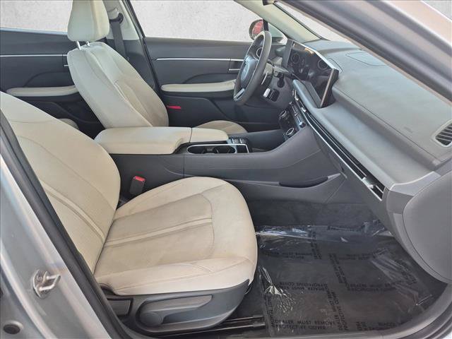 Used 2025 Hyundai Sonata SEL FWD image 20
