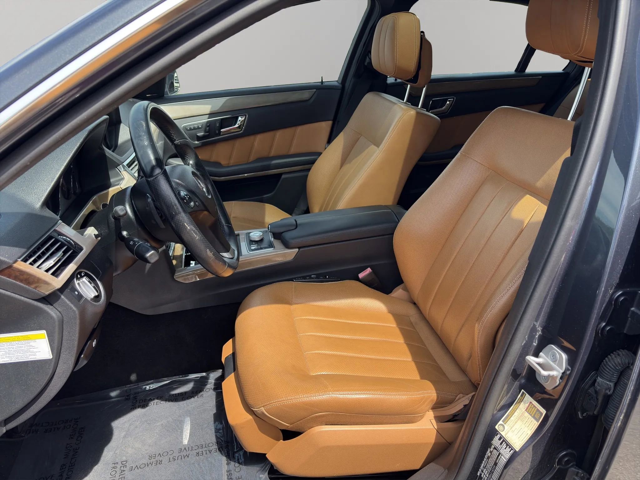 Used 2011 Mercedes-Benz E 550 Sedan image 18