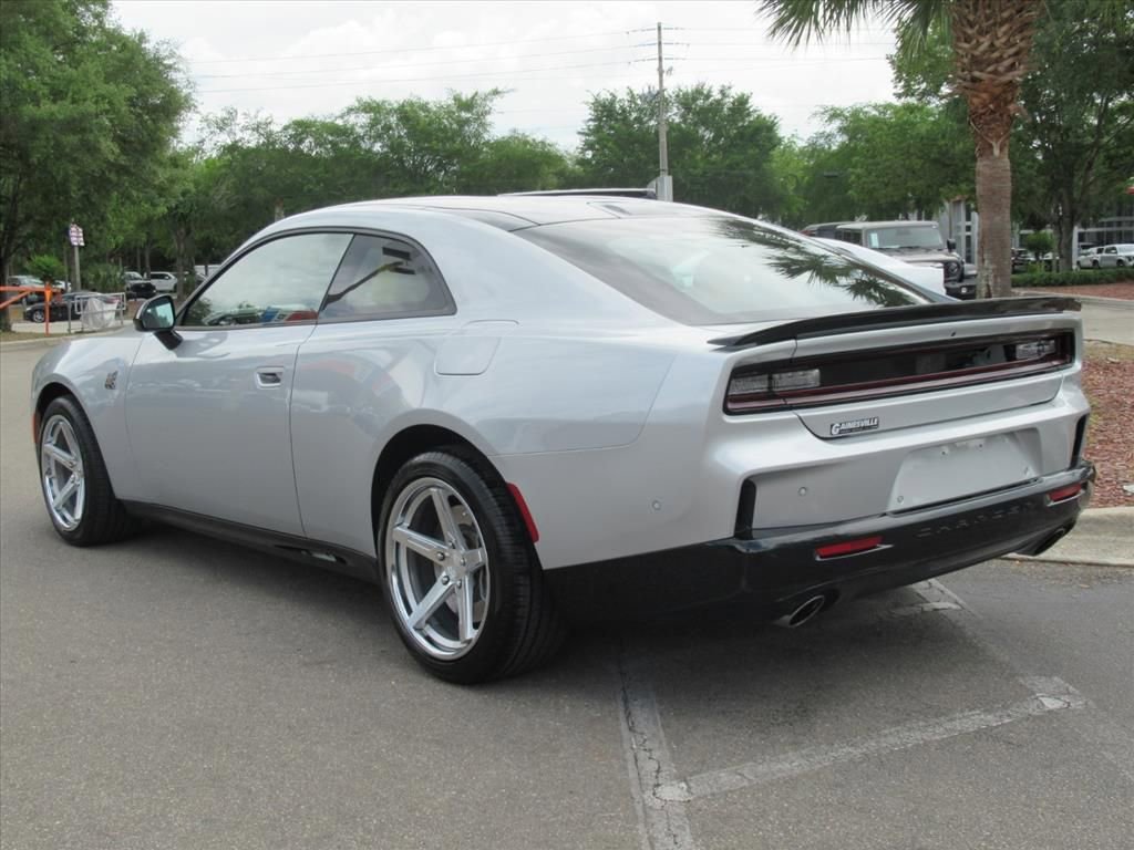 Used 2026 Dodge Charger Scat Pack AWD/4WD image 5