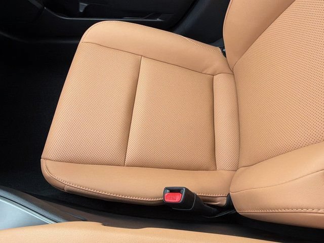New 2026 Lexus UX 300h AWD image 31