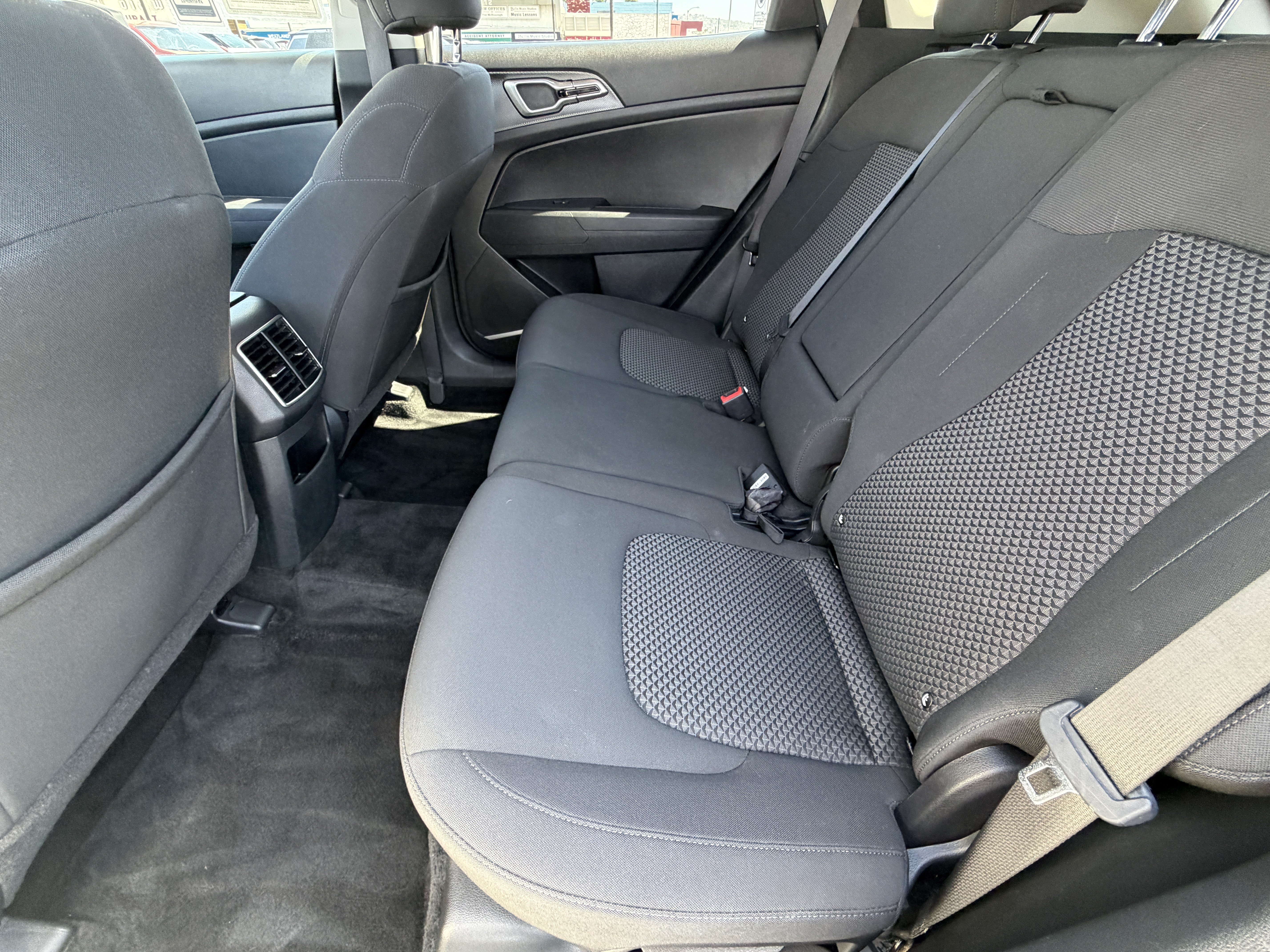 Certified 2023 Kia Sportage LX FWD image 25