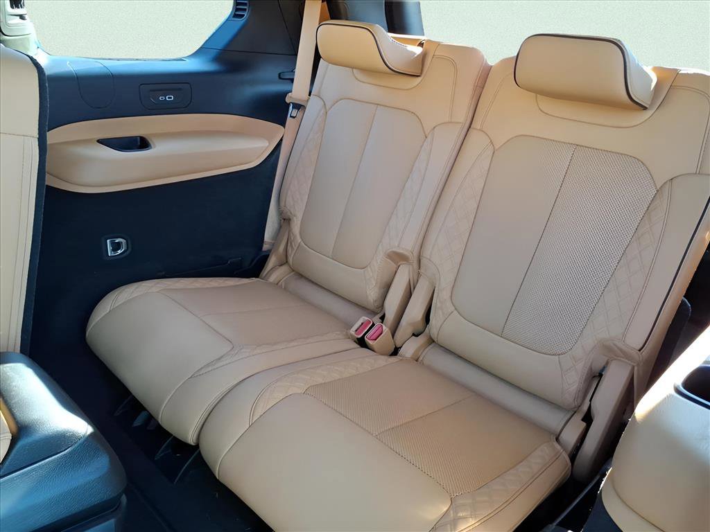 Used 2023 Jeep Grand Cherokee L Summit image 19