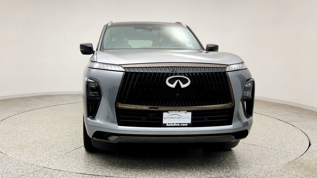 Used 2025 INFINITI QX80 Autograph AWD/4WD image 2