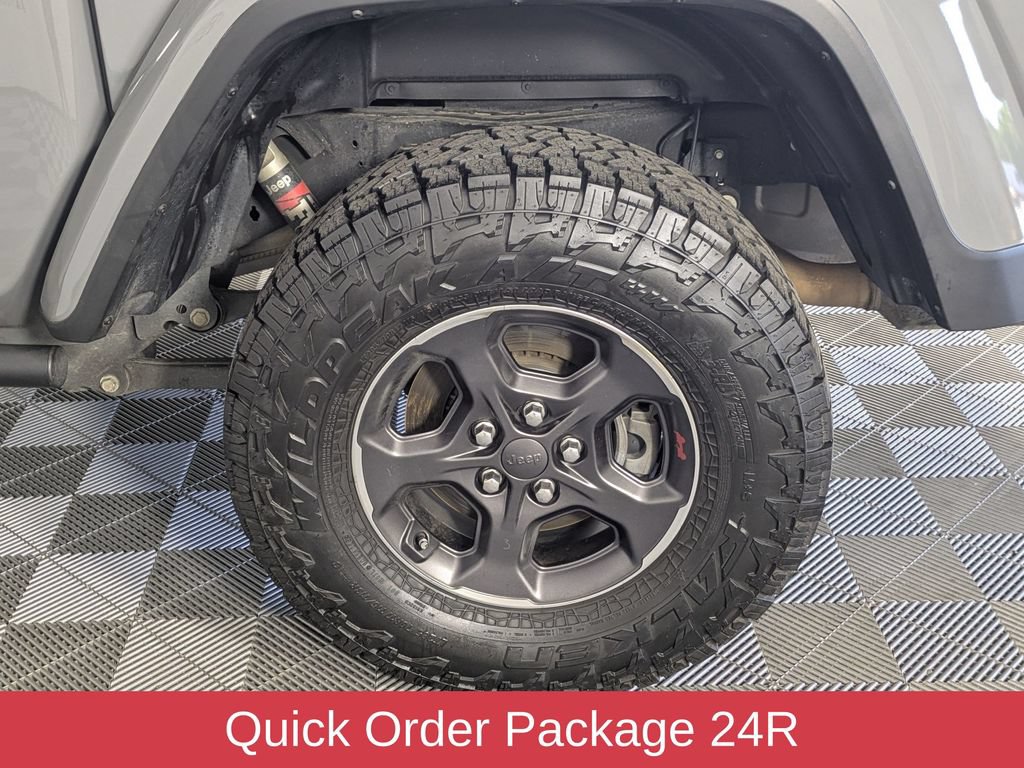 Used 2020 Jeep Gladiator Rubicon AWD/4WD image 7