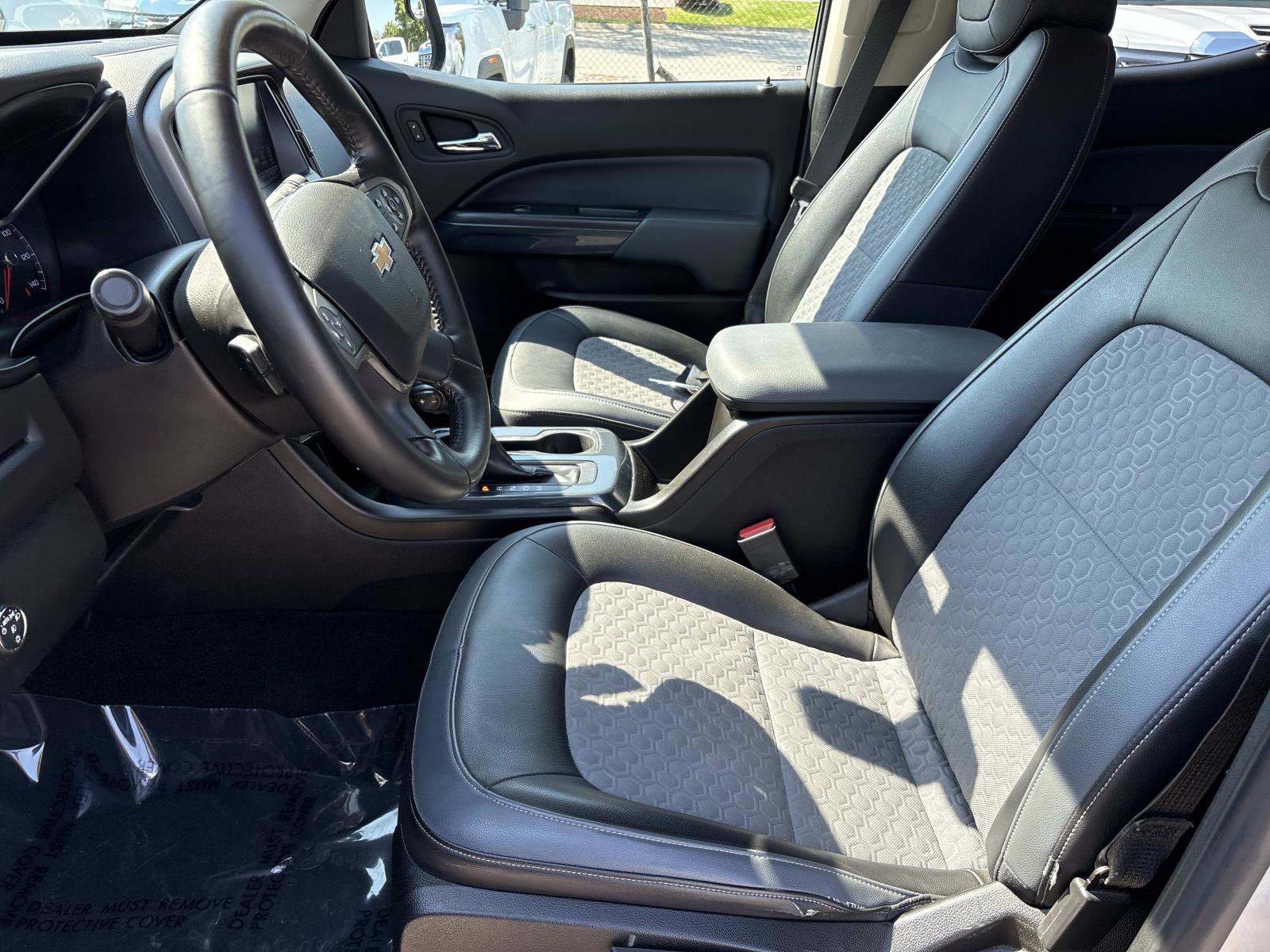 Used 2016 Chevrolet Colorado Z71 RWD image 14